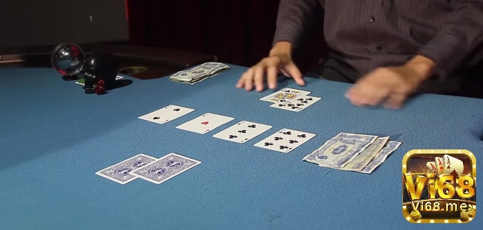 Hướng dẫn chi tiết nhất về cách chia bài đối với trò chơi Texas Hold'em Poker