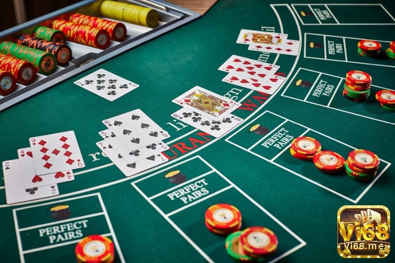 Mỗi sòng casino thường cung cấp nhiều bàn đặt cược với mức tiền tham gia khác nhau