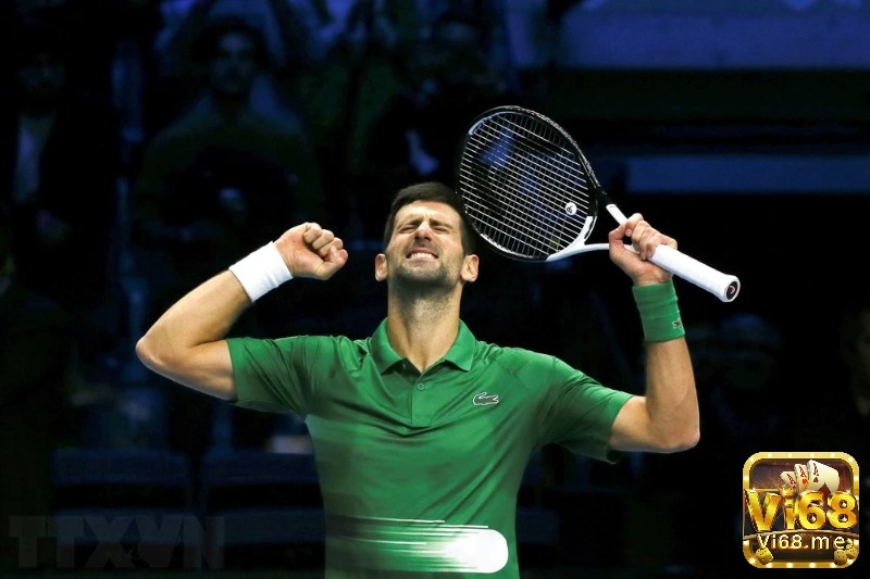 Novak Djokovic là một tay vợt chuyên nghiệp người Serbia